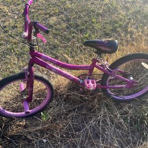 Girls bike